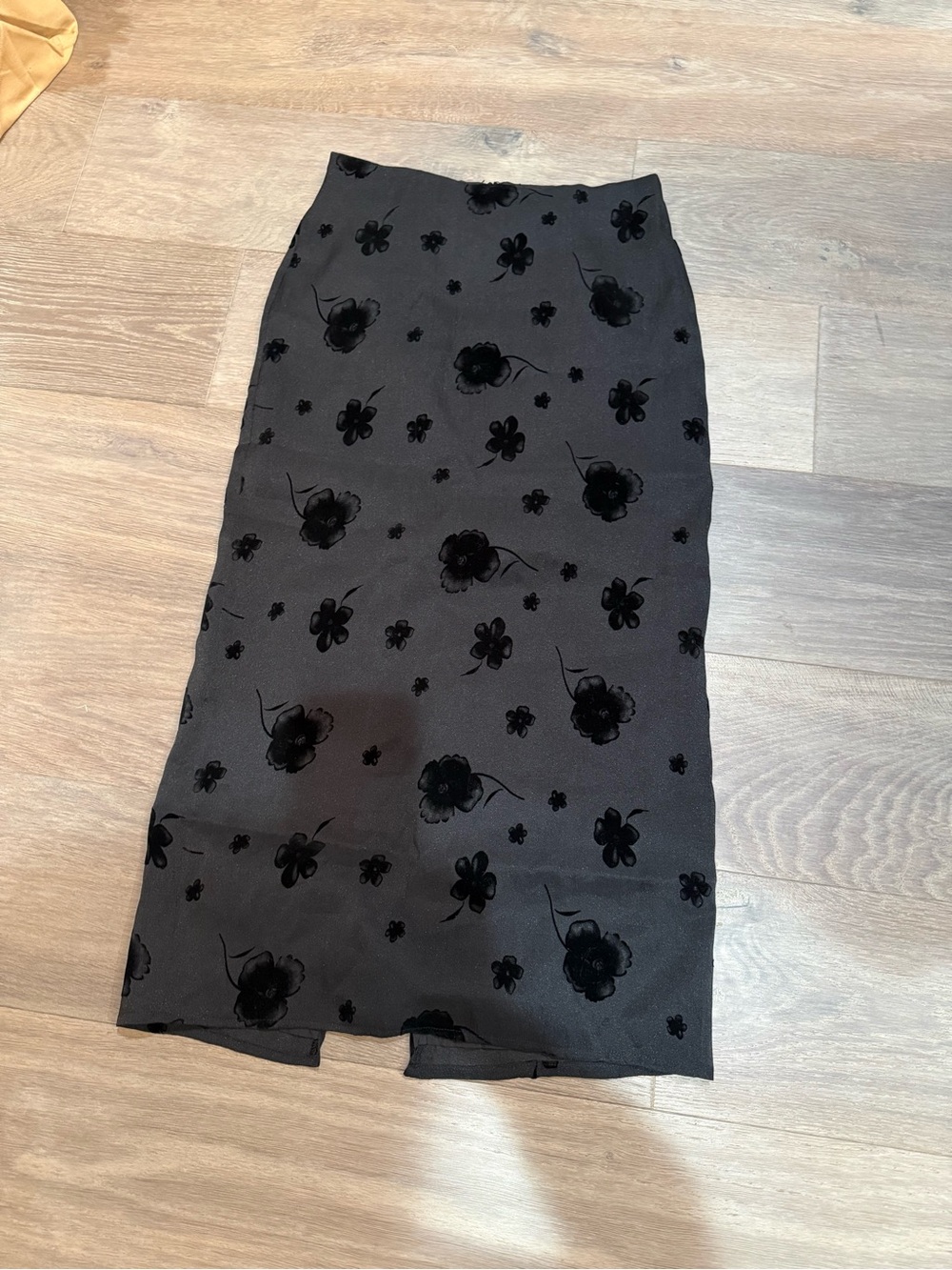 Le Lis Black Floral Flocked Midi Skirt